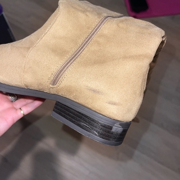 Knee-high taupe suede boots - Picture 3 of 5